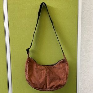 Baggu Medium Crescent - Custom Brown
